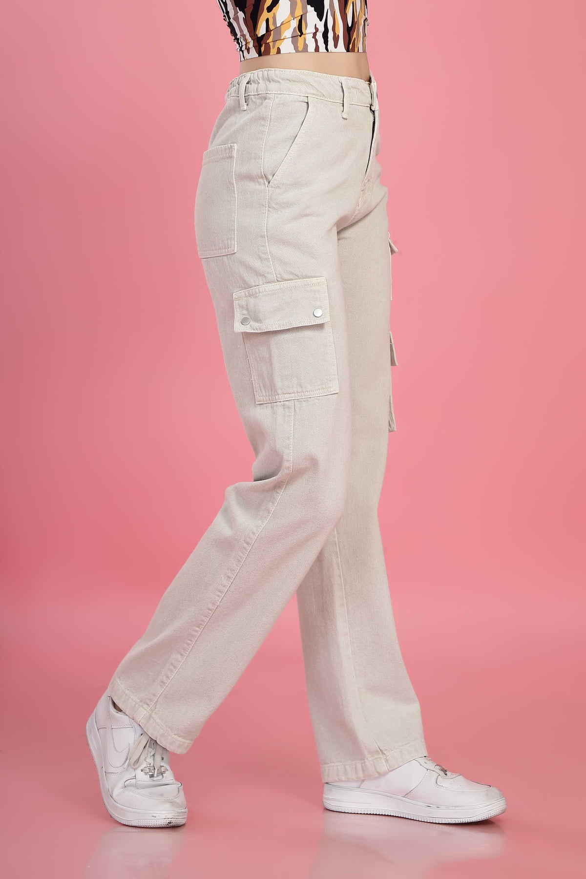 Straight Fit Cargo - Cream